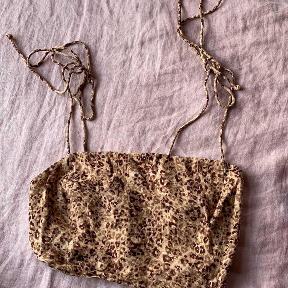 Aritzia cheetah print top